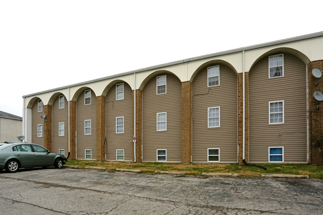 Dinsmore Pointe in Lexington, KY - Foto de edificio