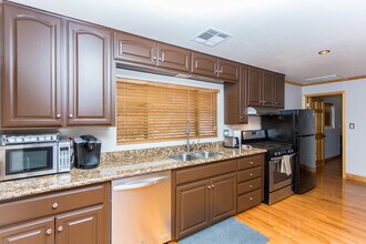 136 Grove Ave in Prescott, AZ - Building Photo - Building Photo