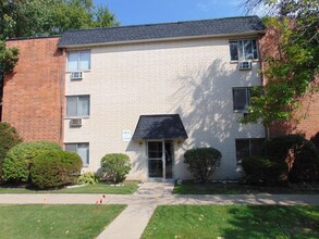 520 Elgin Ave in Forest Park, IL - Building Photo - Building Photo