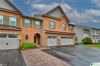 262 Blue Sage Dr in Allentown, PA - Building Photo - Building Photo