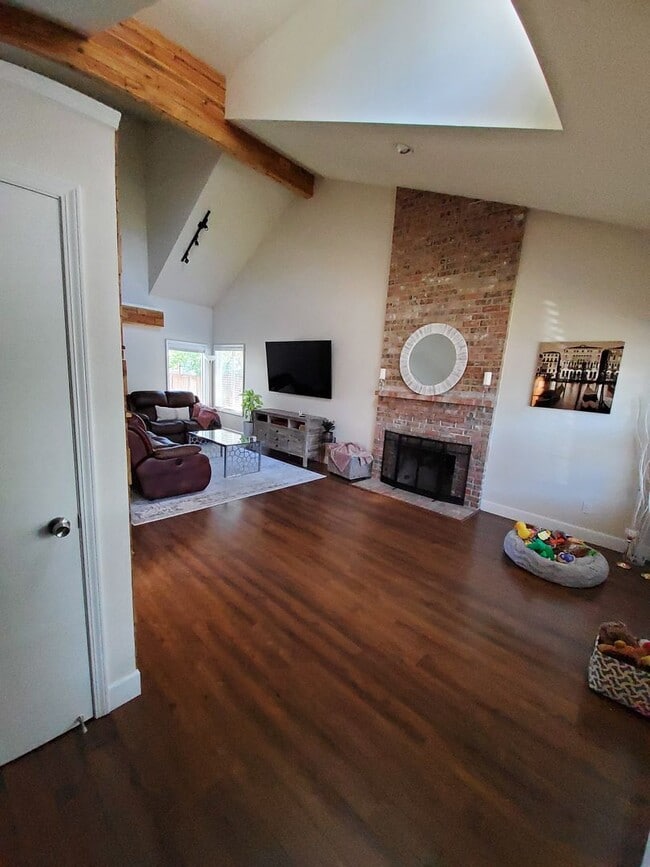 16003 SW Rockrose Ln in Portland, OR - Building Photo - Building Photo