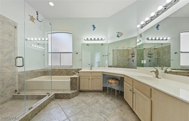 property at 9050 Las Maderas Dr