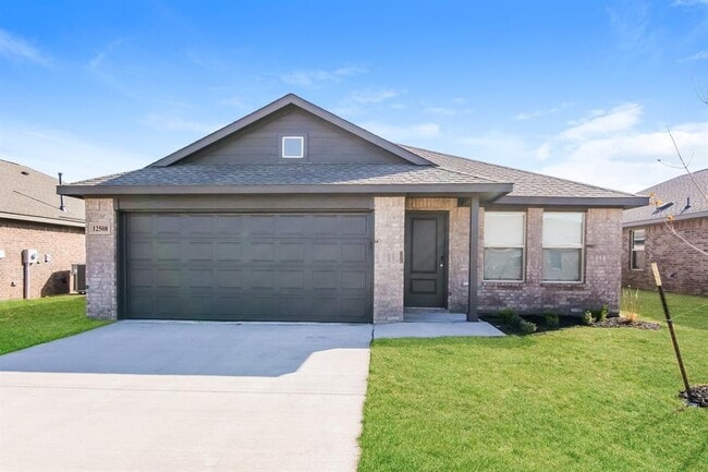 property at 12508 Huntington Rdg Wy
