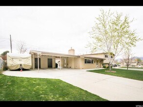 366 S 1280 E St in Provo, UT - Building Photo - Building Photo