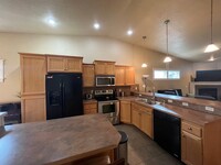 1305 N Gallant Ln in Meridian, ID - Building Photo - Building Photo