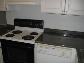 4724 Hovis Rd in Charlotte, NC - Building Photo - Building Photo