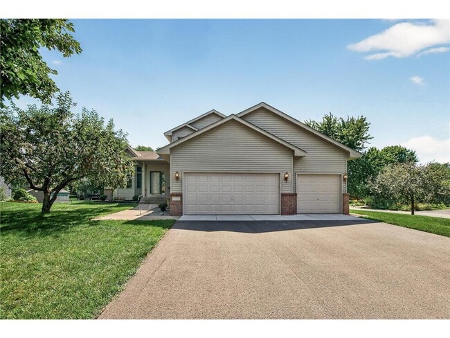 property at 4133 Sunset Trail N