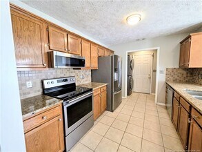 2419 Lull Water Dr in Fayetteville, NC - Building Photo - Building Photo