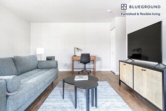 234 Escuela Ave-Unit -FL1-ID623 in Mountain View, CA - Building Photo - Building Photo