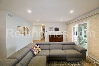 16702 San Salvador Rd in San Diego, CA - Building Photo - Building Photo