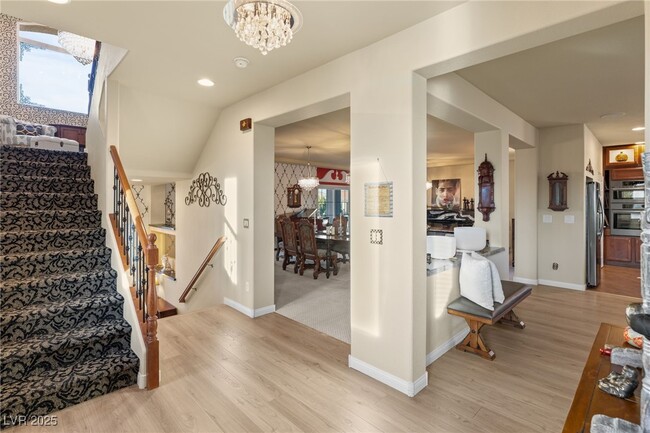 6595 Creekside Cellars Ct in Las Vegas, NV - Foto de edificio - Building Photo