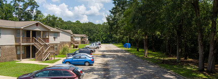 Rainview Apartments in Bay Minette, AL - Foto de edificio - Building Photo