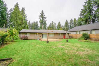 3211 NE 126th Ave in Vancouver, WA - Foto de edificio - Building Photo