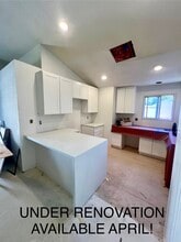 3726 Greggory Way, Unit 3 in Santa Barbara, CA - Building Photo - Building Photo