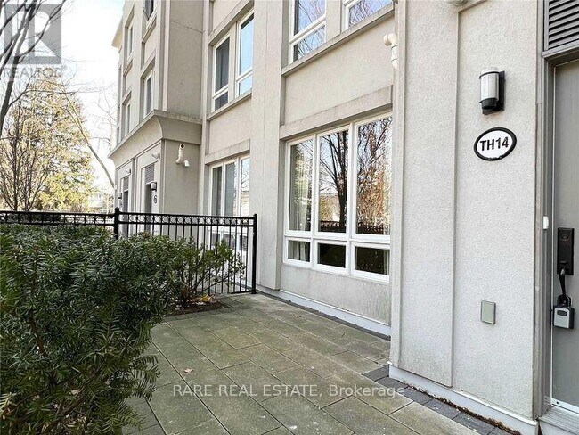 70-70 Glendora Ave in Toronto, ON - Building Photo - Building Photo