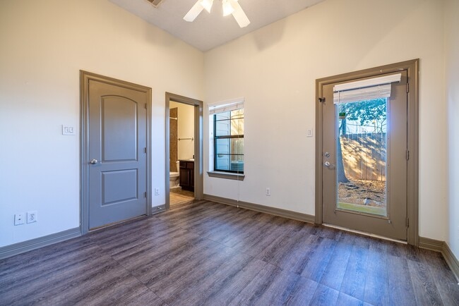 property at 10626 Clearview Villa Pl