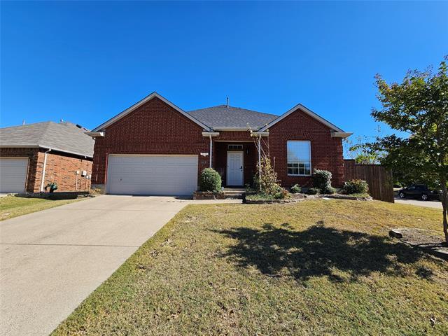 9700 Indian Canyon Dr in Plano, TX - Building Photo