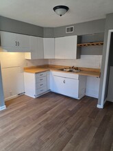 518 St Leo Dr in Sauget, IL - Building Photo - Building Photo