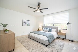 3753 Estepona Ave in Doral, FL - Building Photo - Building Photo