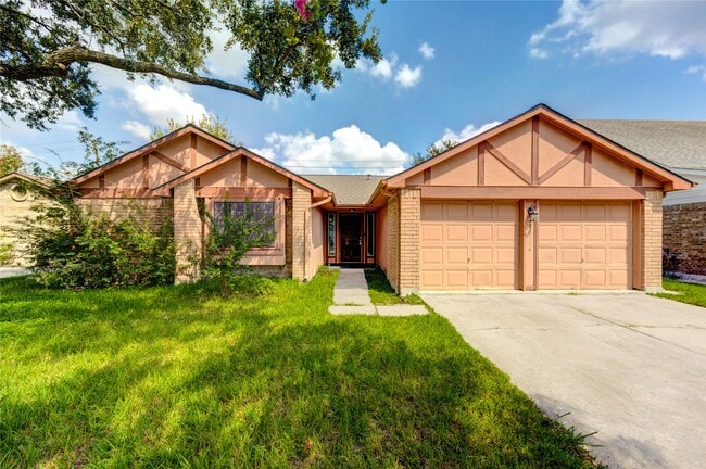 property at 13114 Nantucket Dr