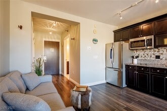 29 Montelago Blvd, Unit 317 in Henderson, NV - Building Photo - Building Photo
