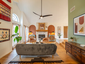 5727 Abilene Trl in Austin, TX - Building Photo - Building Photo
