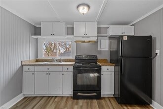 4000 Victoria Blvd in Hampton, VA - Building Photo - Building Photo