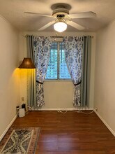 3246 Kaohinani Dr, Unit Unit 2B in Honolulu, HI - Building Photo - Building Photo