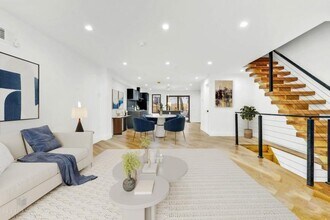 257A Tompkins Ave in Brooklyn, NY - Foto de edificio - Building Photo