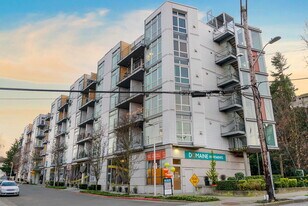 Domaine in Seattle, WA - Building Photo