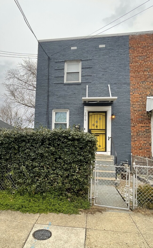 1019 47th St NE in Washington, DC - Building Photo - Building Photo