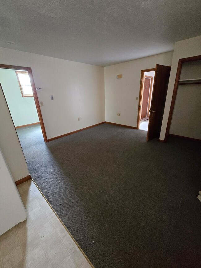 property at 603 W Monroe St