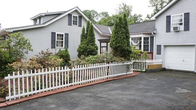 63 Walker Valley Rd in Pine Bush, NY - Building Photo - Building Photo