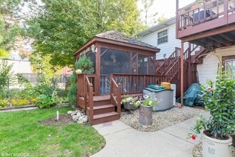26 E Crystal Lake Ave in Crystal Lake, IL - Building Photo - Building Photo