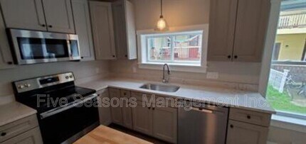 68 S Union St in Burlington, VT - Building Photo - Building Photo