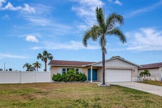 4712 114th St N in St. Petersburg, FL - Building Photo - Building Photo