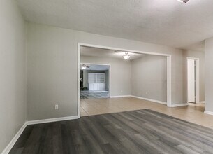 1519 Rockridge Ct in Norman, OK - Building Photo - Building Photo
