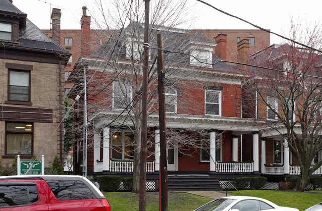 435-439 Shady Ave in Pittsburgh, PA - Building Photo - Building Photo