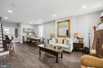 443 Depot St in Bridgeport, PA - Building Photo - Building Photo