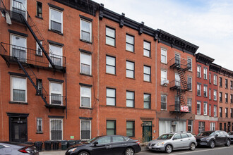 473 Hicks St in Brooklyn, NY - Building Photo - Primary Photo