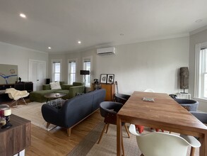 12 Seven Pines Ave, Unit 2 in Cambridge, MA - Building Photo - Building Photo