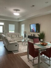 516 Amy St in Port Arthur, TX - Foto de edificio - Building Photo