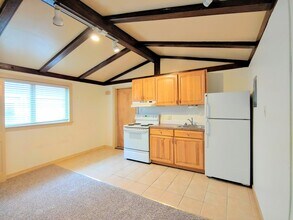 258 E Newton St in Seattle, WA - Building Photo - Building Photo