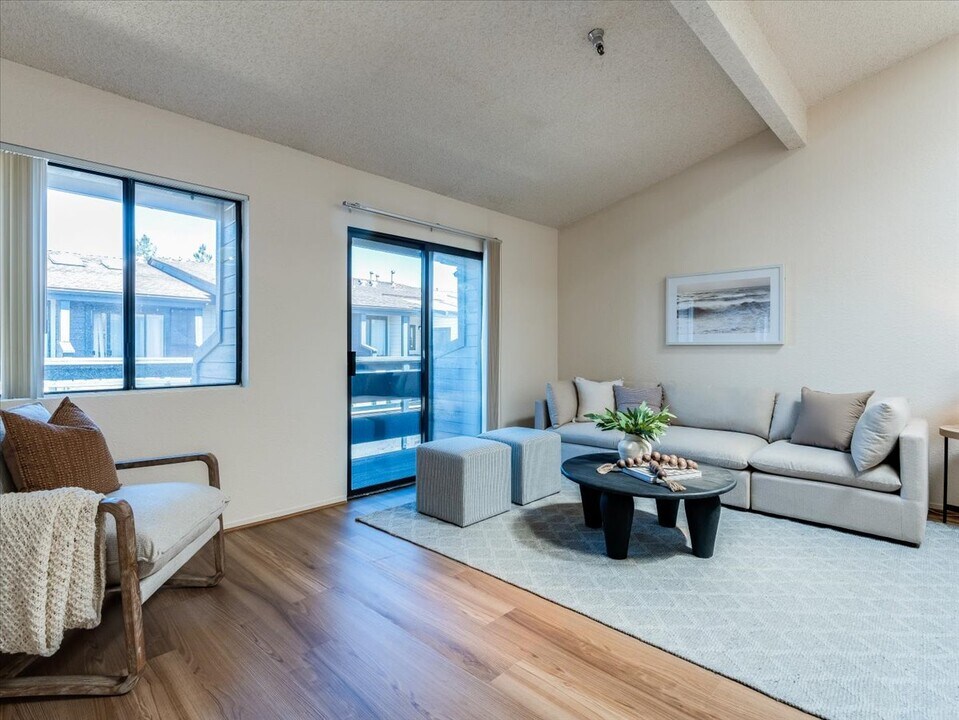 55 Stenner St, Unit L in San Luis Obispo, CA - Building Photo