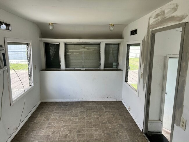 147 Southland Ct in Avon Park, FL - Building Photo - Building Photo