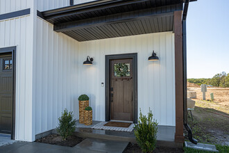 126 Pinnacle Dr in Waynesville, MO - Foto de edificio - Building Photo