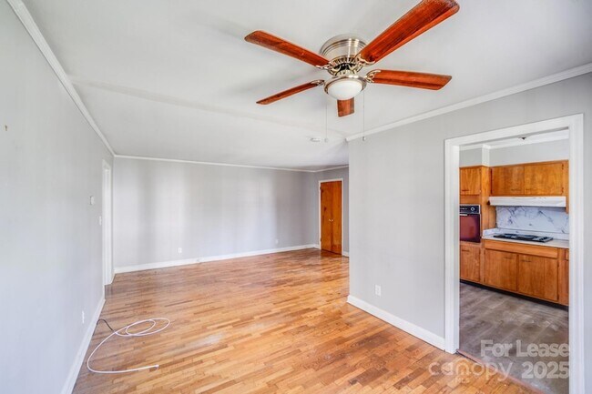 405 W Harvie Ave, Unit 407B in Gastonia, NC - Building Photo - Building Photo