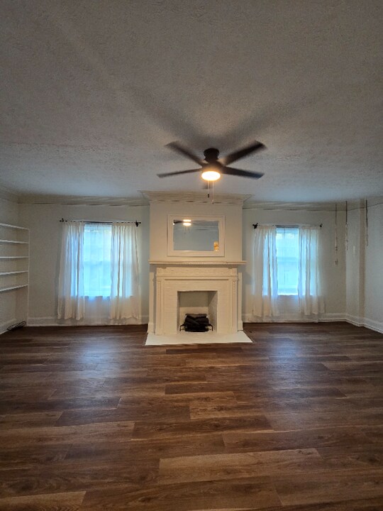2472 Overlook Rd in Cleveland Heights, OH - Building Photo