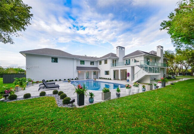 13600 SW 67th Ave in Palmetto Bay, FL - Building Photo - Building Photo