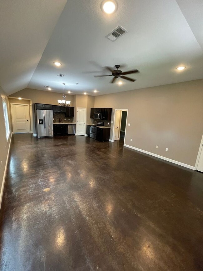 property at 333 Wolf Den Dr